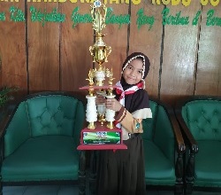 Meraih Juara 2 Lomba Puisi Tingkat SD/MI Se-Kabupaten Jombang